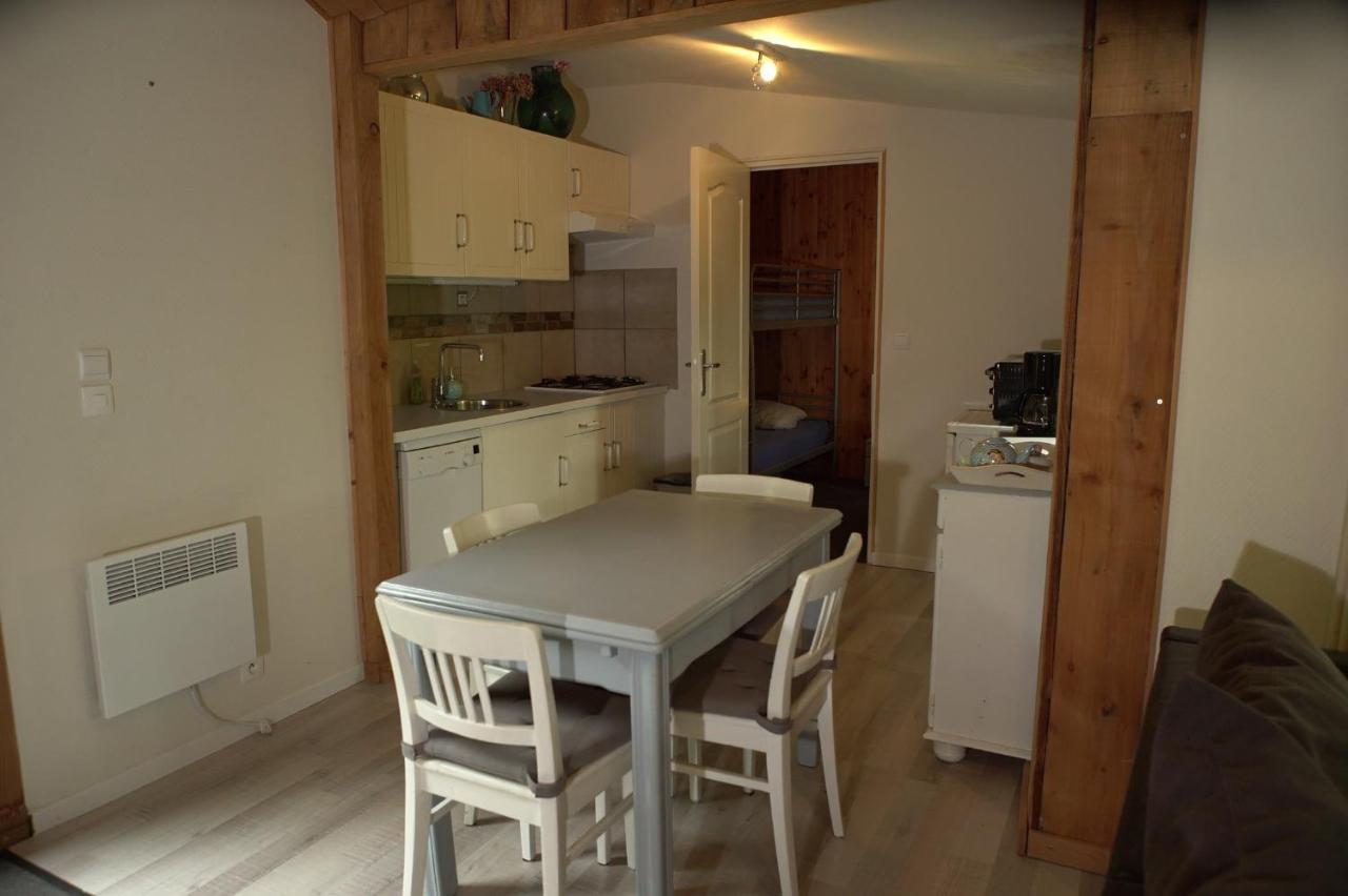 Les Grangeonnes, Gites Nature, Piscine, Bain Nordique, Sauna Pour Accueil Familiale Ou De Groupe Saint-Basile Екстериор снимка