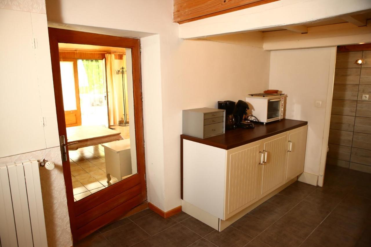 Les Grangeonnes, Gites Nature, Piscine, Bain Nordique, Sauna Pour Accueil Familiale Ou De Groupe Saint-Basile Екстериор снимка